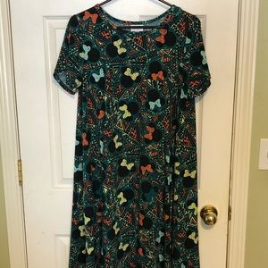 LulaRoe Carly Dress size Medium